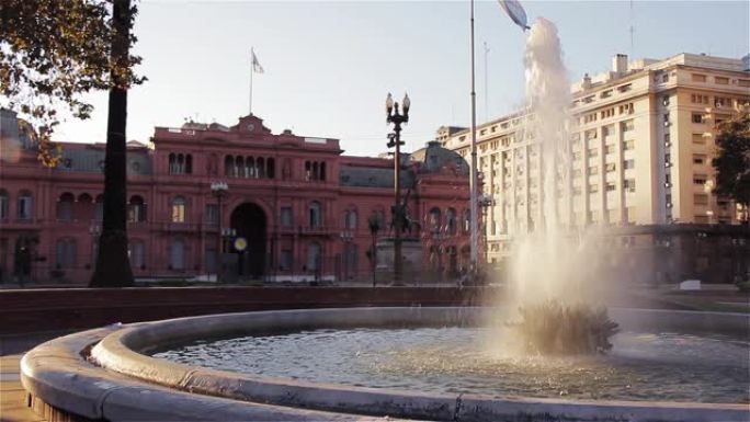 卡萨罗萨达酒店，位于布宜诺斯艾利斯 (阿根廷) 梅奥广场。