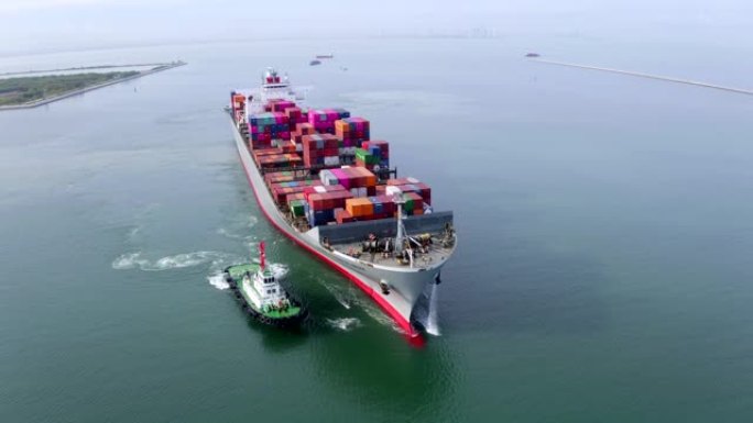 集装箱船货船大型集装箱船在海上和全球出口产品
