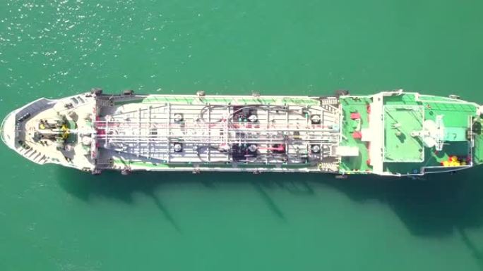 原油货运船只大船俯拍俯视俯瞰鸟瞰