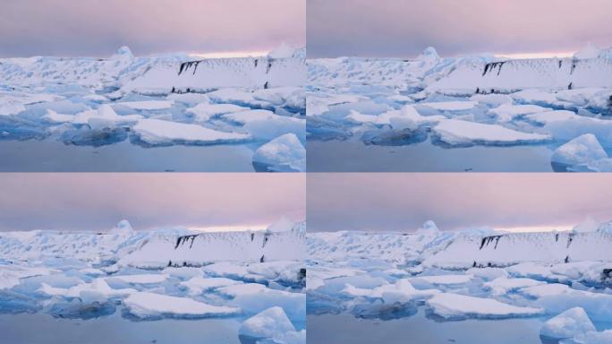 MS风景冰山漂浮在宁静的海洋上，约库尔萨隆泻湖，冰岛