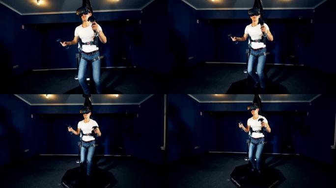 一名戴着VR面具的年轻人在模拟中行走
