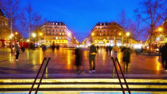 巴黎。共和国广场。地铁入口。购物中心