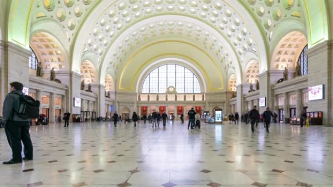 延时: 美国华盛顿特区联合车站火车站拥挤的旅行者行人