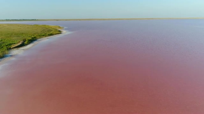 盐水海洋土地的无人机视图