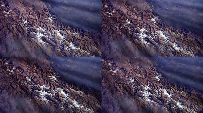 南美洲的安第斯山脉，从国际空间站看到。
