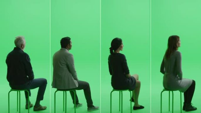 4合1绿屏拼贴: 两个男人和两个女人坐在色度钥匙椅子上。侧视图全分割屏幕截图。会议，观众概念。多个剪