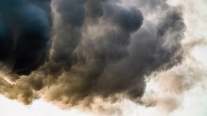 冒烟全球变暖碳排放乌云黑烟