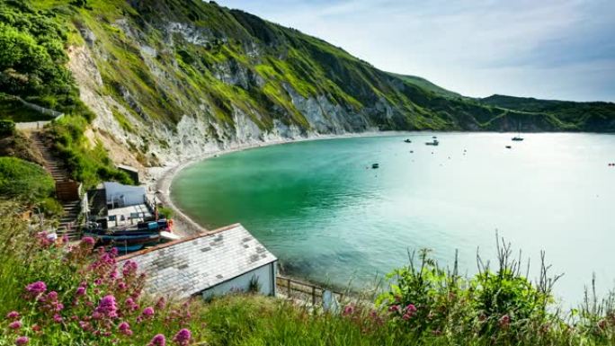 英国多塞特郡侏罗纪海岸线Lulworth Cove。-时间流逝