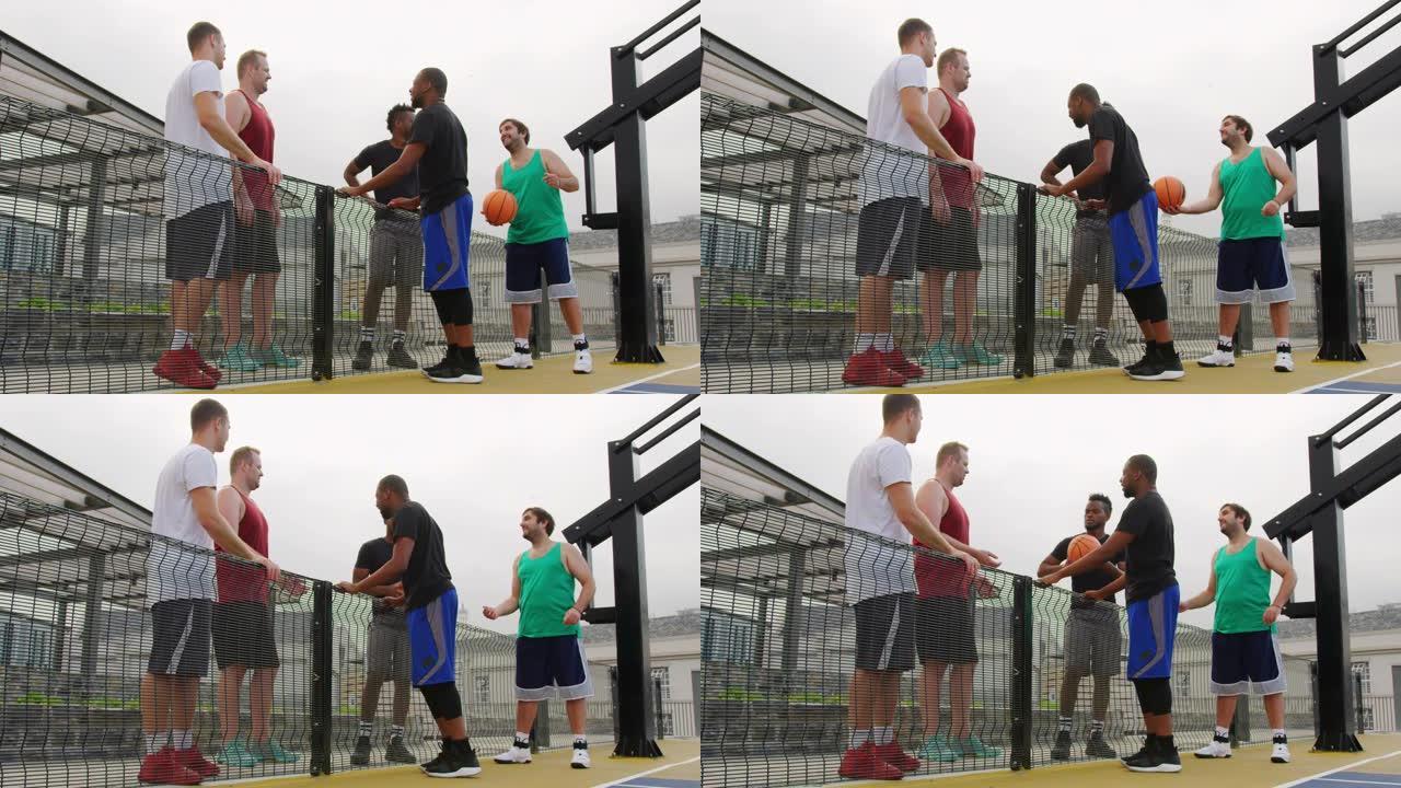 篮球运动员相互交流4k