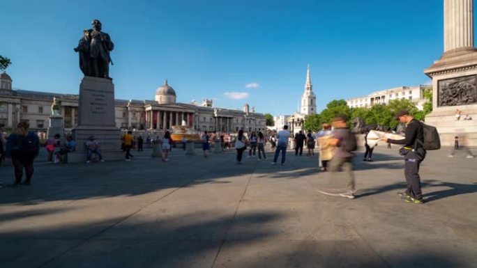 延时: 英国伦敦特拉法加广场的行人通勤人群
