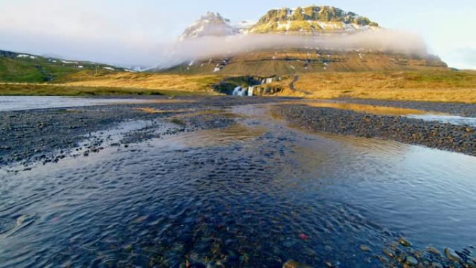 冰岛柯克朱弗斯瀑布风景名胜