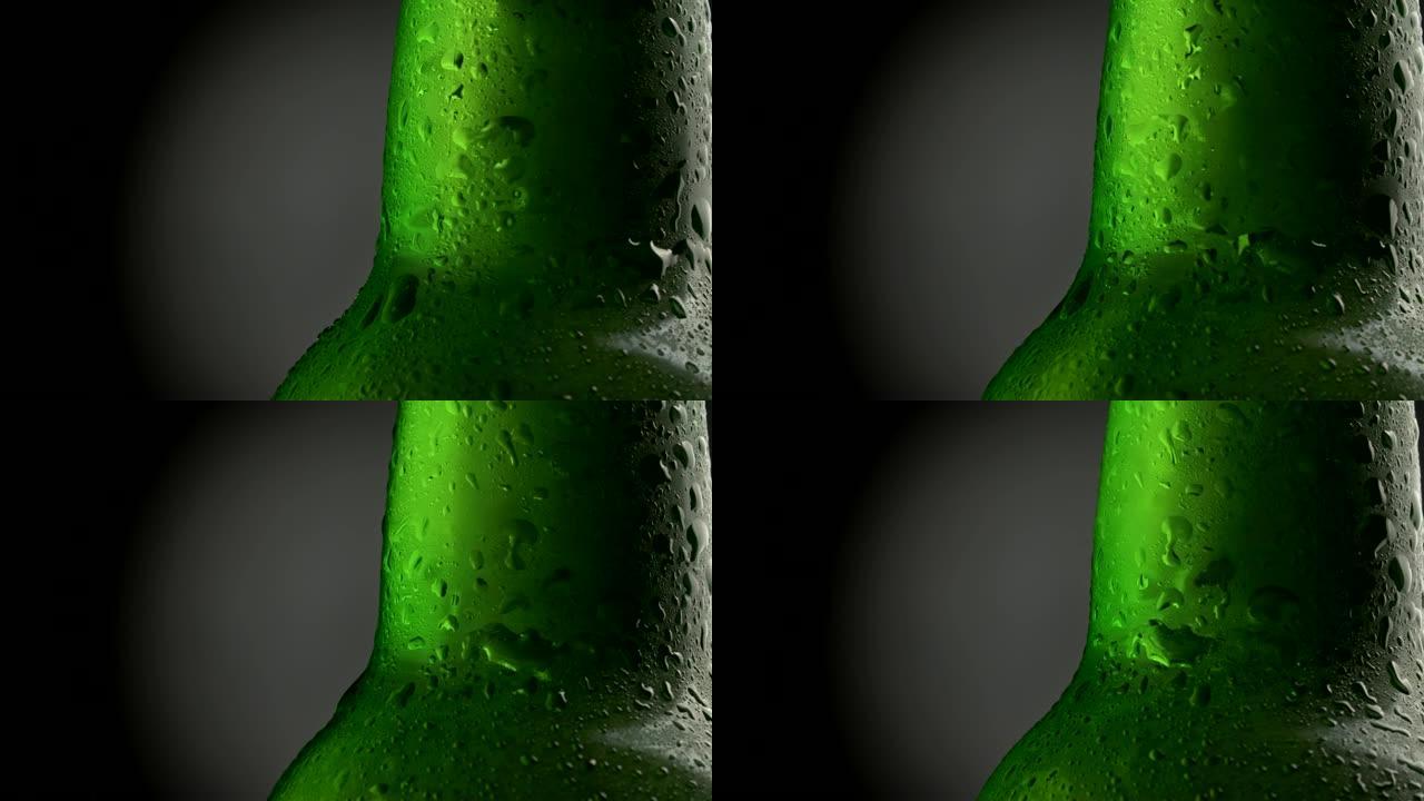 湿绿色啤酒瓶特写。高质量的旋转啤酒广告镜头，上面覆盖着水滴。黑色和灰色背景，4K