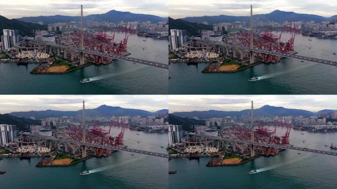 黄昏时香港葵青货柜码头及昂船洲大桥鸟瞰图