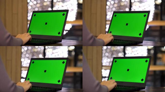 用绿屏显示器打字笔记本电脑键盘