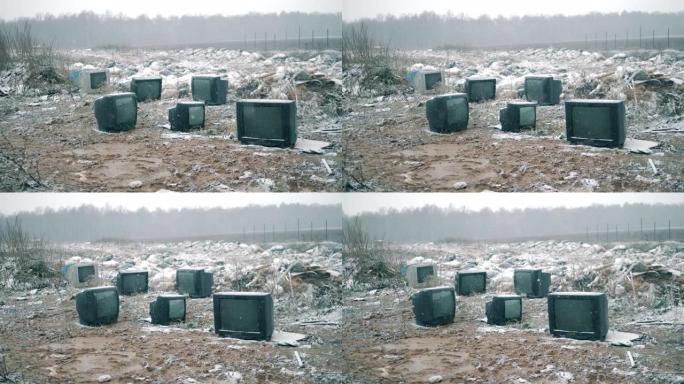 垃圾填埋场降雪期间浪费的电视