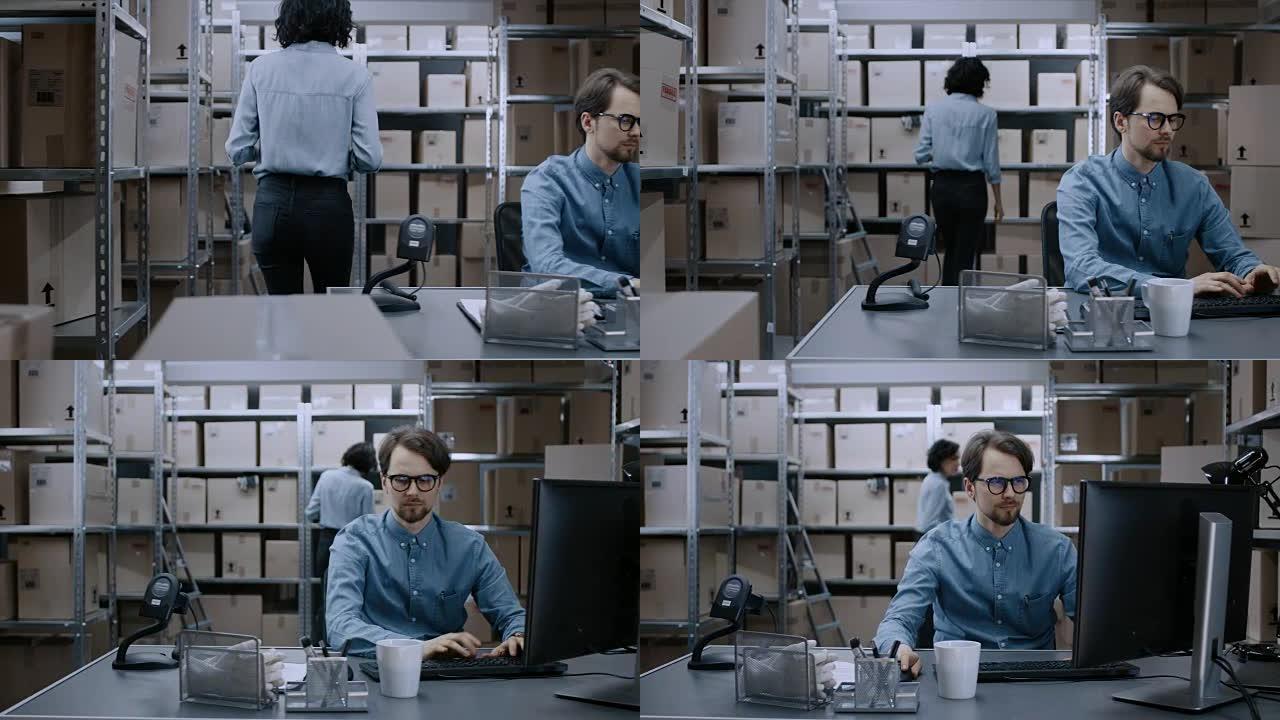 仓库库存经理坐在办公桌前在计算机上工作，在后台，女工使用数字平板电脑检查货架上是否有送货包裹。货架上