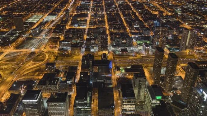 4K UHD延时: 芝加哥夜间交通的鸟瞰图