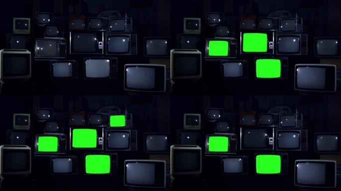 关闭绿色屏幕的80年代旧电视。夜色。