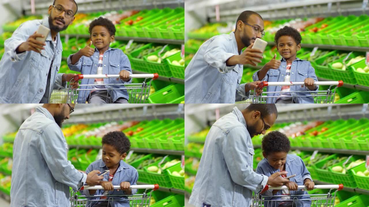 父子在超市自拍父子在超市自拍智能手机