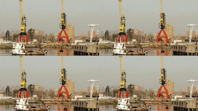 里亚丘埃洛河 (阿根廷布宜诺斯艾利斯) 的工业起重机。