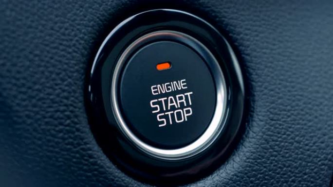 汽车的点火按钮被按下以启动和停止车辆