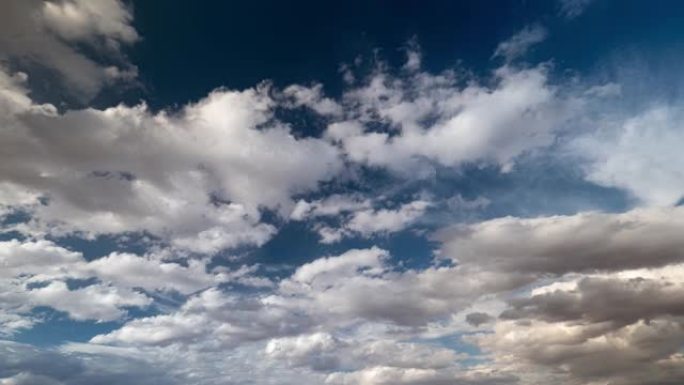 白云和蓝天时间流逝。美国犹他州。UHD, 4K