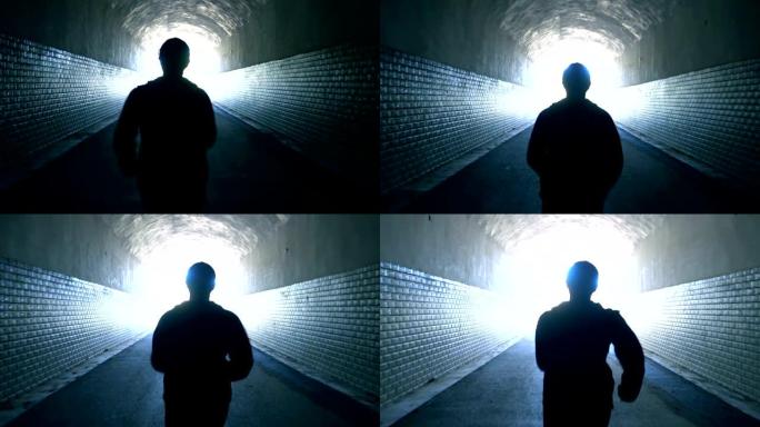 朝隧道里的光奔跑的女人