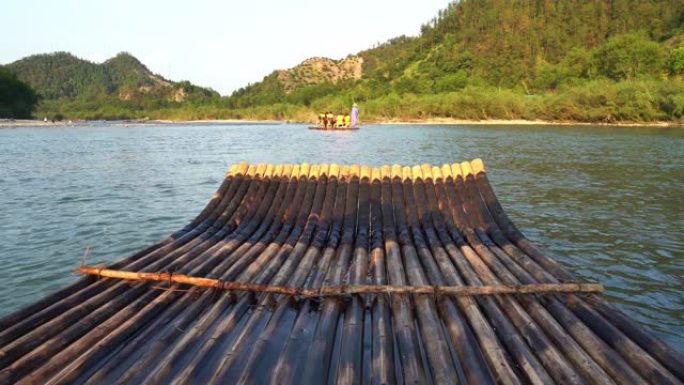 仙居河上的竹筏竹排观光游览水面