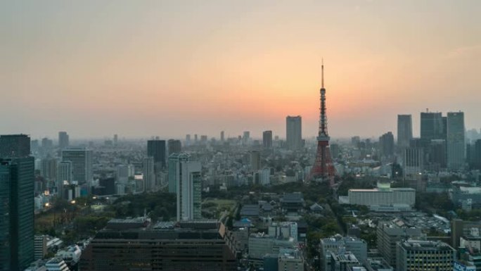 日本日落时鸟瞰东京塔和东京天际线