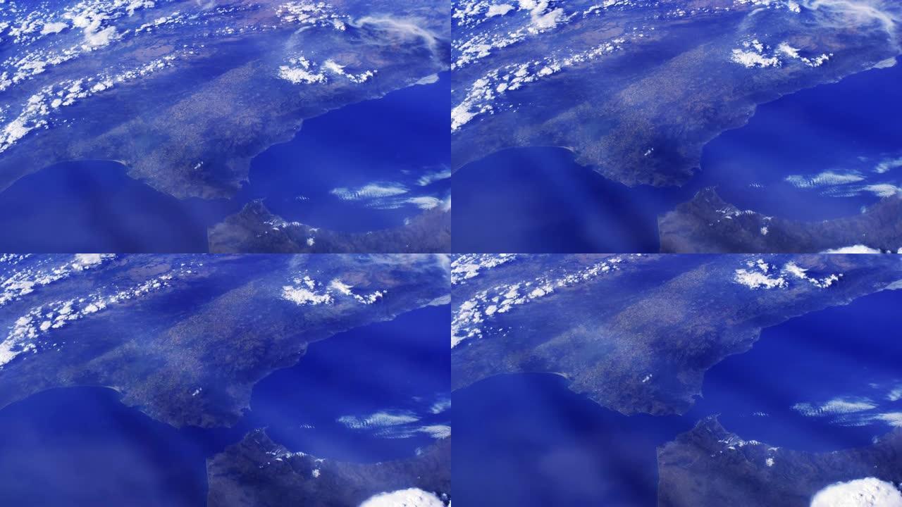 从太空看直布罗陀海峡。