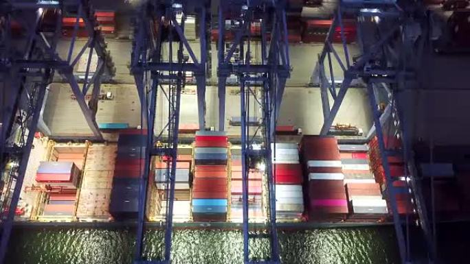 夜间工业港口全球贸易货轮离岸口