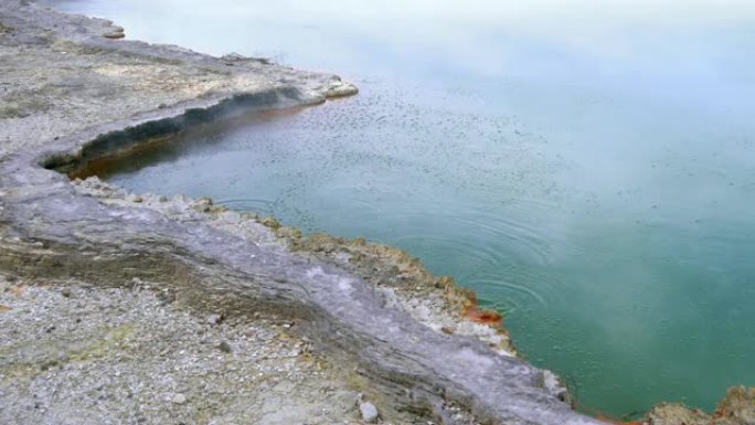 冒泡水温泉