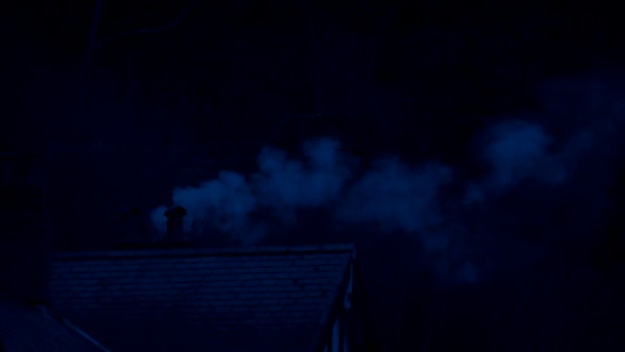 晚上吸烟房烟囱加拿大夜景房屋夜景