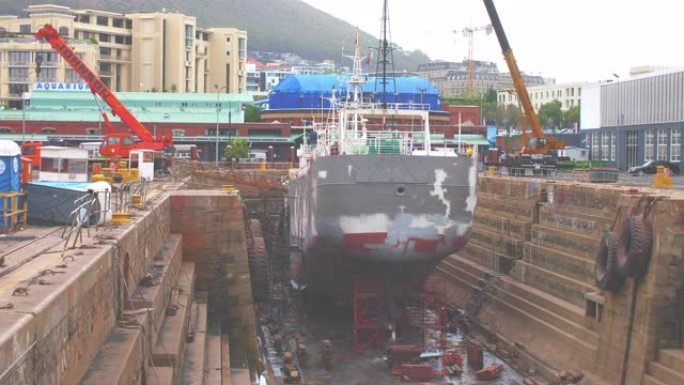 干船坞的船舶改造大船造船厂宣传片