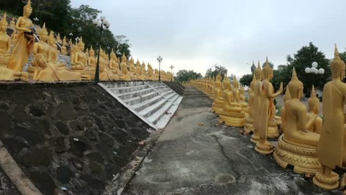 老挝巴色占巴塞市富萨劳寺的金佛