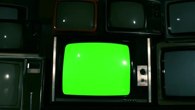 80年代电视绿屏与许多80年代电视。多莉开枪了。蓝色钢调。