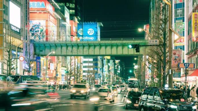 延时: 在日本东京秋叶原区行走的行人，延时。