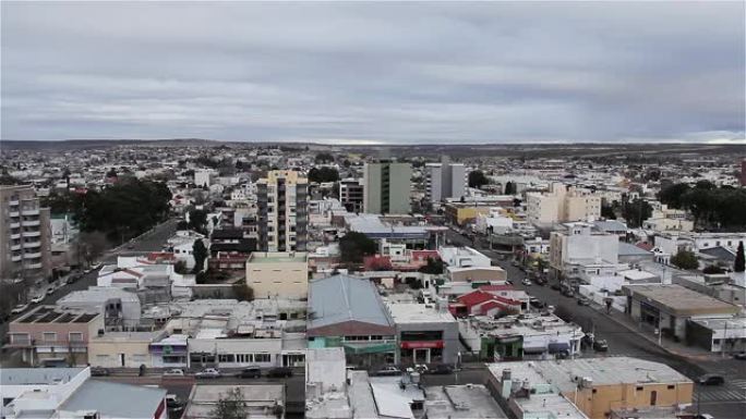 阿根廷巴塔哥尼亚的马德林港市全景。
