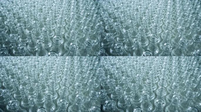 玻璃瓶堆叠在移动平台上