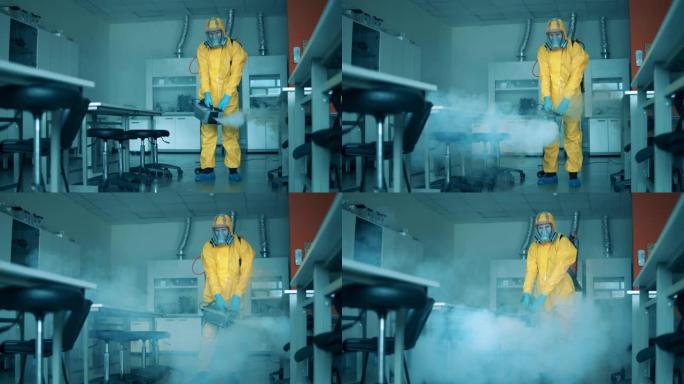 人用喷雾器消毒实验室。