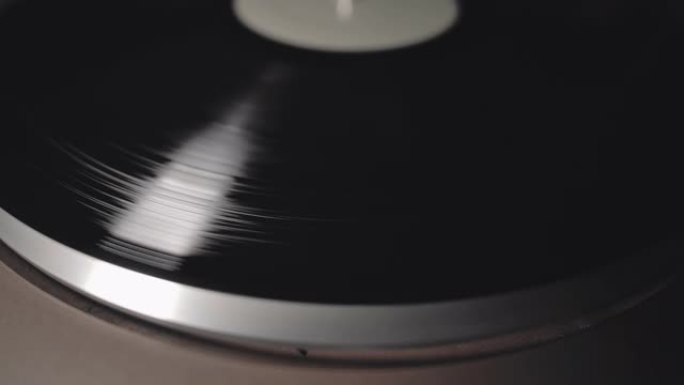 乙烯基唱机黑胶唱片老式唱碟机物件留声机