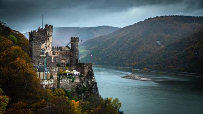 德国的莱茵斯坦城堡和莱茵河谷
