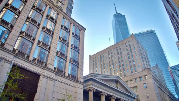 纽约金融区的概念观。教堂、公司大楼、酒店、贸易中心