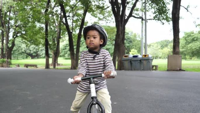 幼儿骑行平衡自行车