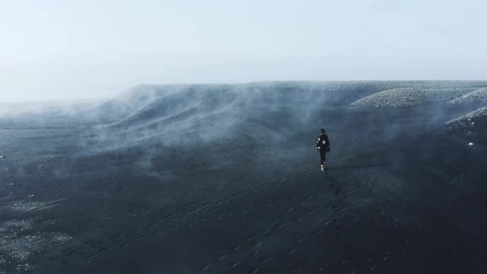 黑海滩。冰岛海岸宣传片生态环境