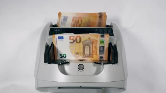计数机快速检查打印的欧元。