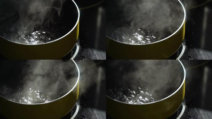 慢动作: 沸水和蒸汽的俯视图