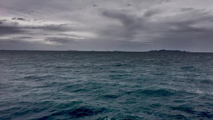 海上风暴海上风暴台风海啸