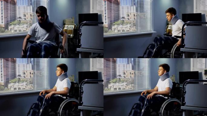 青少年患者坐在医院的轮椅上