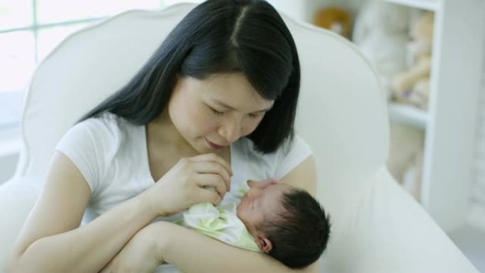 母乳喂养婴儿母乳喂养婴儿